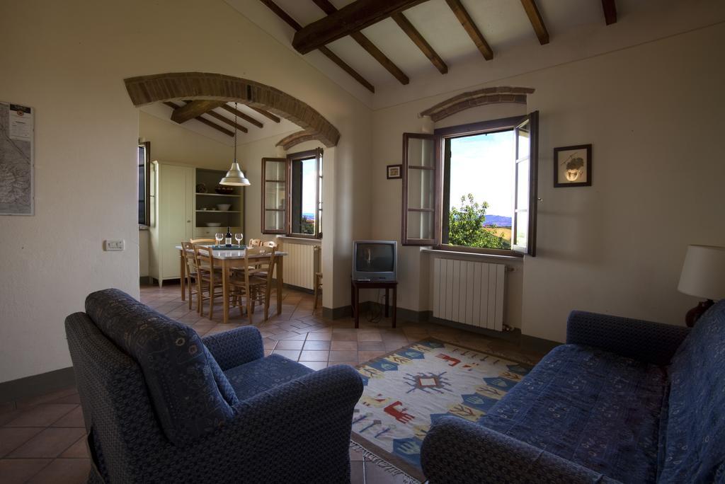 Podere Il Pino Poggibonsi Zimmer foto