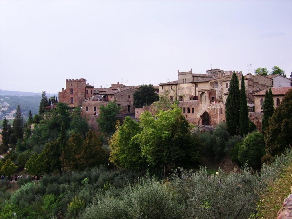 Podere Il Pino Poggibonsi Exterior foto