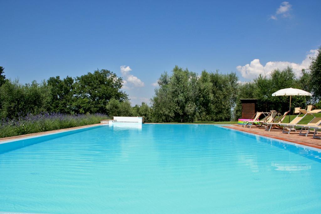 Podere Il Pino Poggibonsi Exterior foto