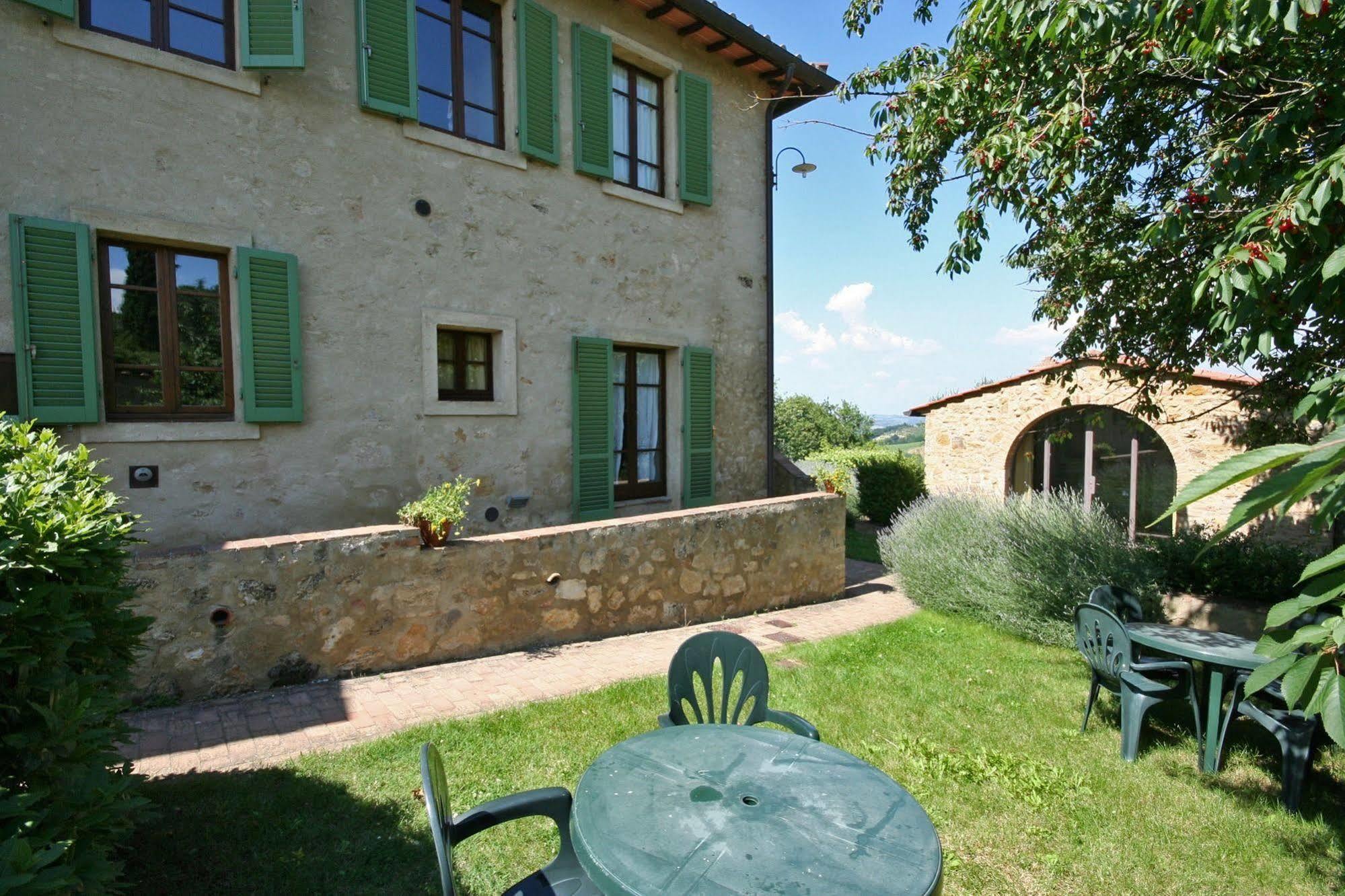 Podere Il Pino Poggibonsi Exterior foto