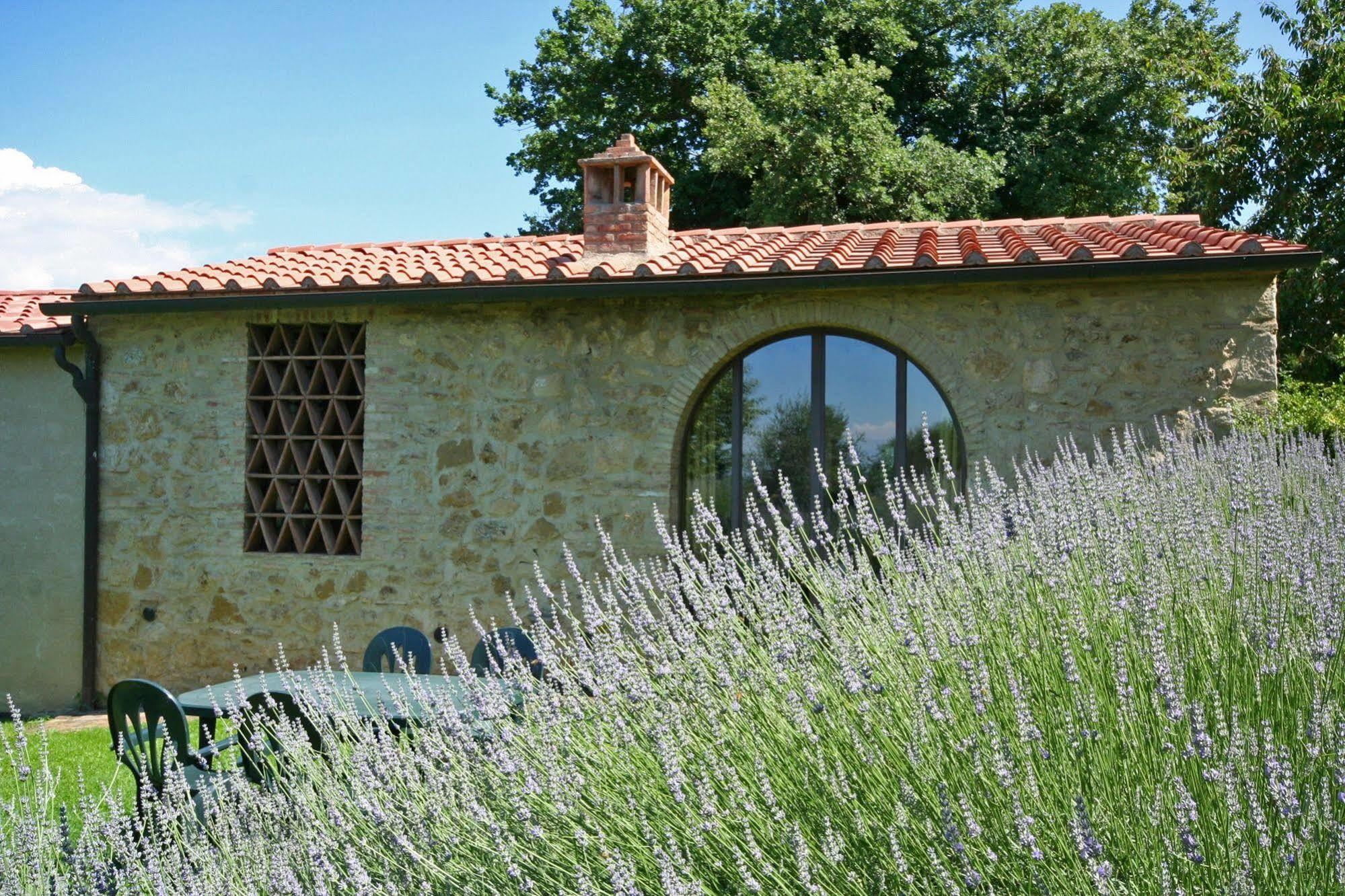 Podere Il Pino Poggibonsi Exterior foto